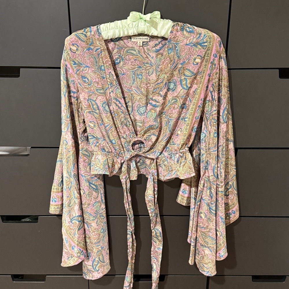 Earthbound but Free People Style Multicolor Paisley Bell Sleeve Top